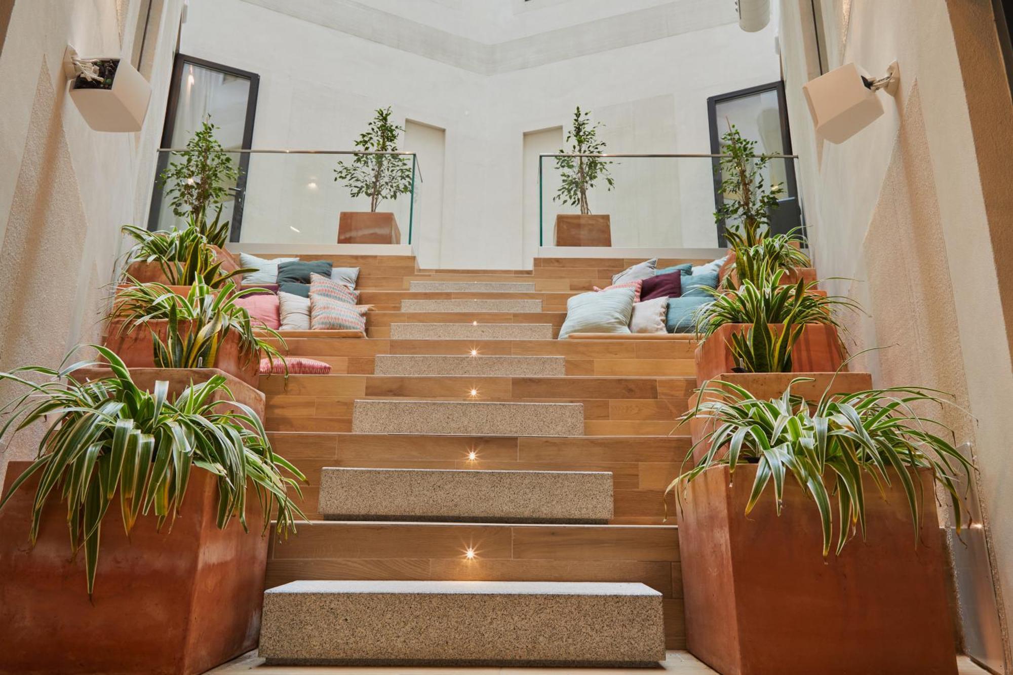 Hostal Latroupe Prado Madrid
